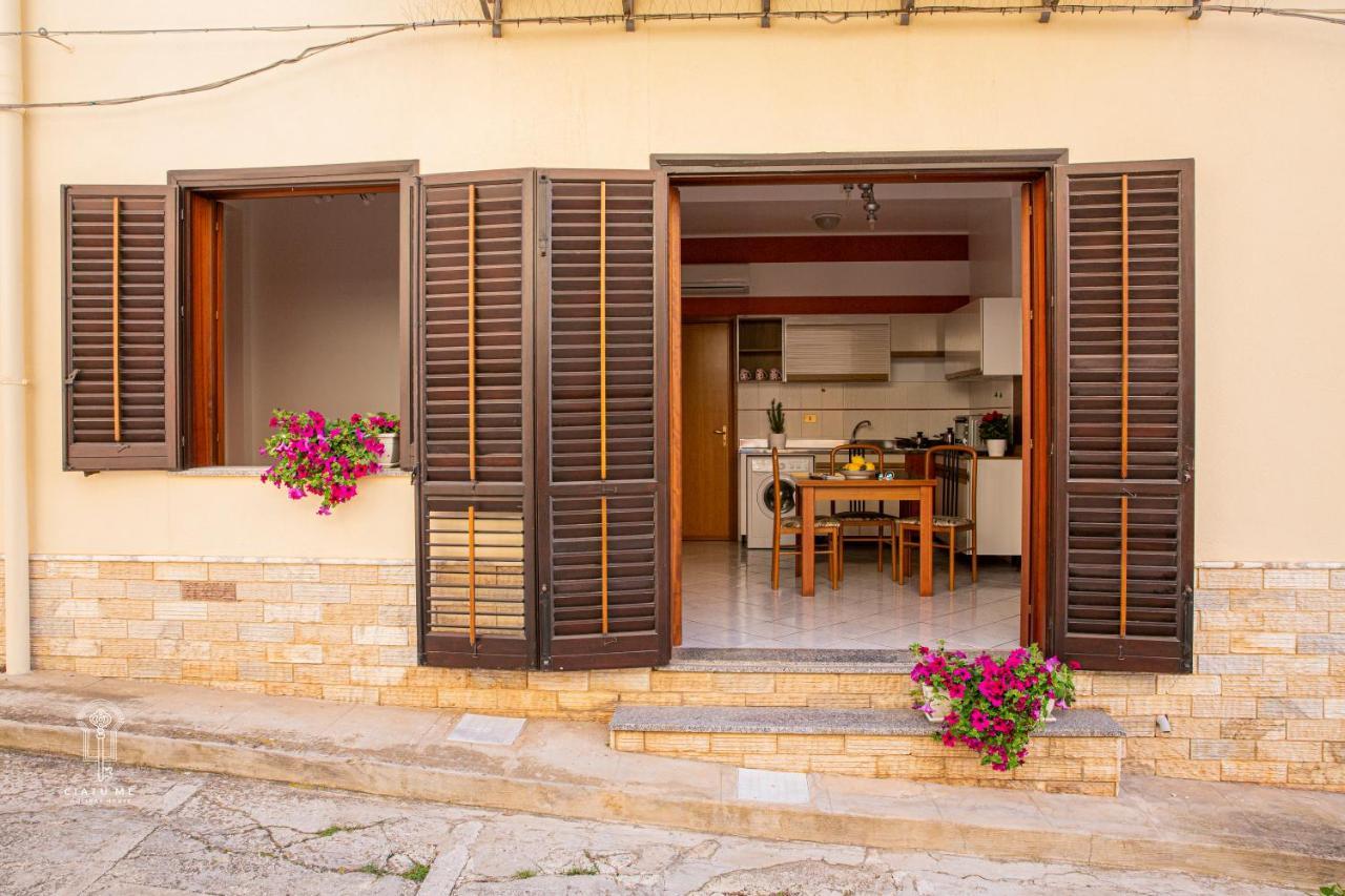 Ciatu Me' Brezza Marina Apartman Castellammare del Golfo Kültér fotó